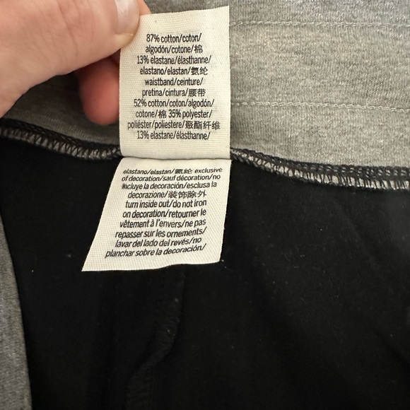 Victoria’s Secret Pink - Black Leggings - Picture 6 of 7